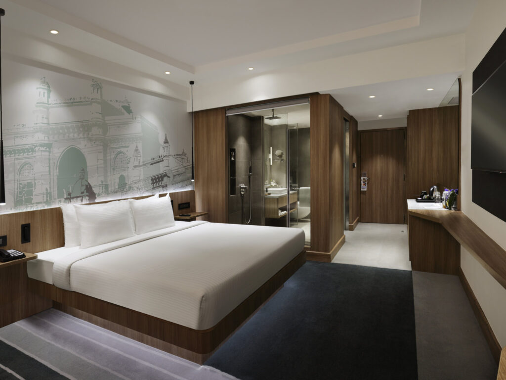 Novotel Rooms Review 1